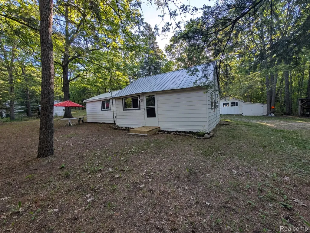 3821 S Townline Road Denton Township MI 48651