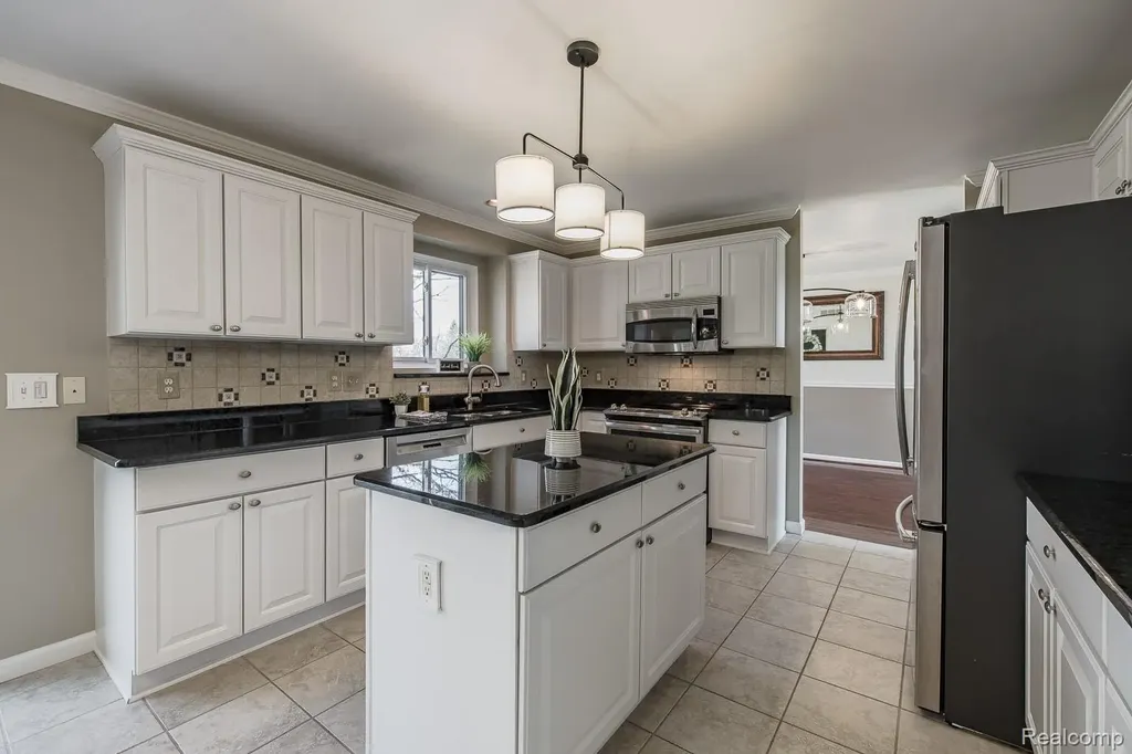 3472 Paramount Lane Auburn Hills City MI 48326