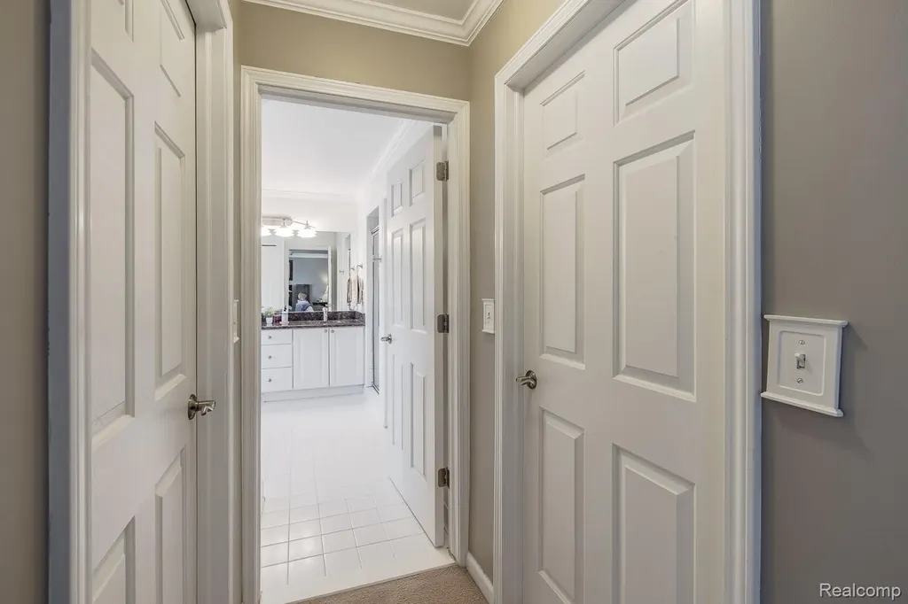 3472 Paramount Lane Auburn Hills City MI 48326