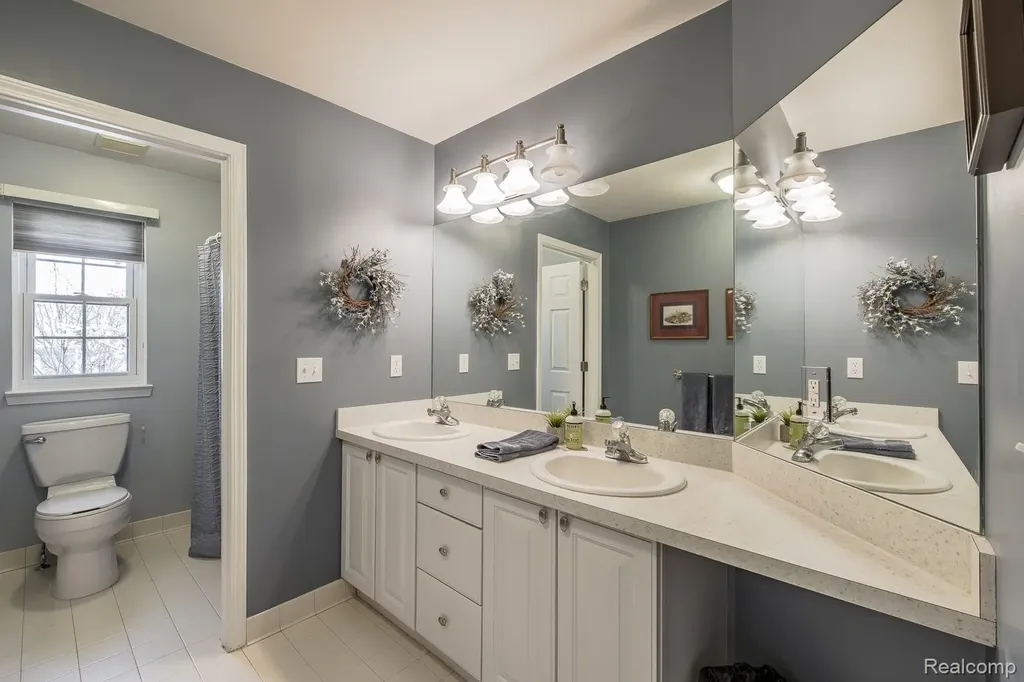 3472 Paramount Lane Auburn Hills City MI 48326