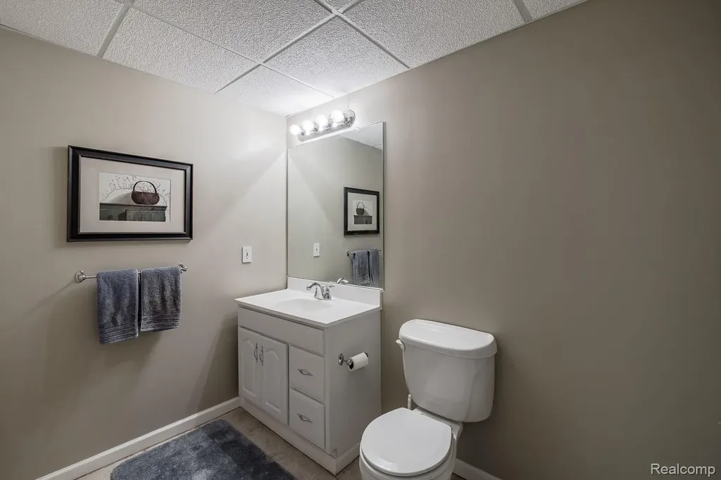 3472 Paramount Lane Auburn Hills City MI 48326