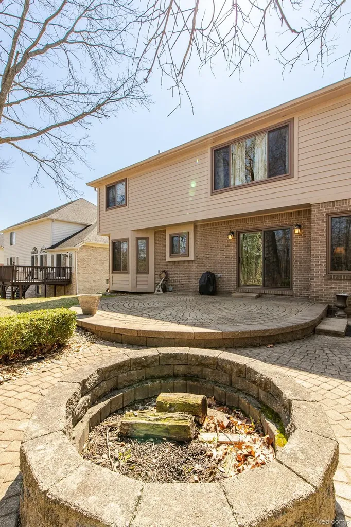 3472 Paramount Lane Auburn Hills City MI 48326