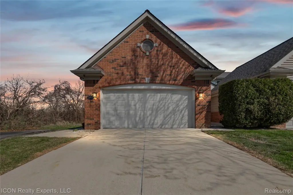 3754 Knightbridge Circle Sterling Heights City MI 48314