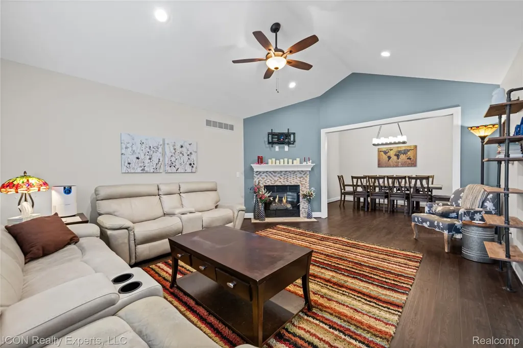 3754 Knightbridge Circle Sterling Heights City MI 48314