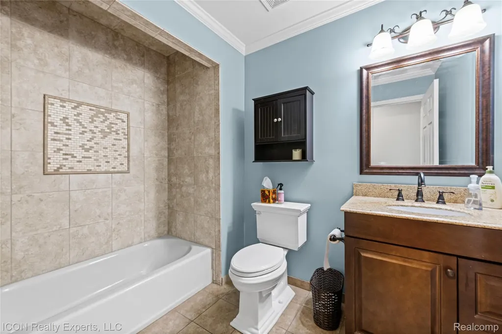 3754 Knightbridge Circle Sterling Heights City MI 48314