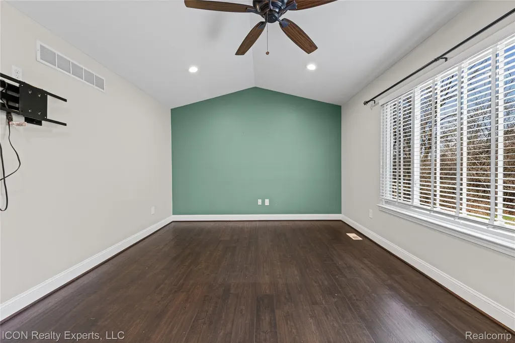3754 Knightbridge Circle Sterling Heights City MI 48314