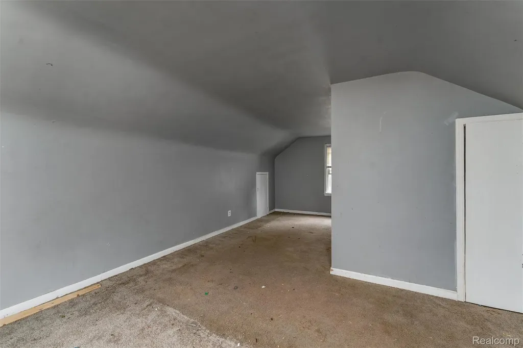 18565 Vaughan Street Detroit City MI 48219