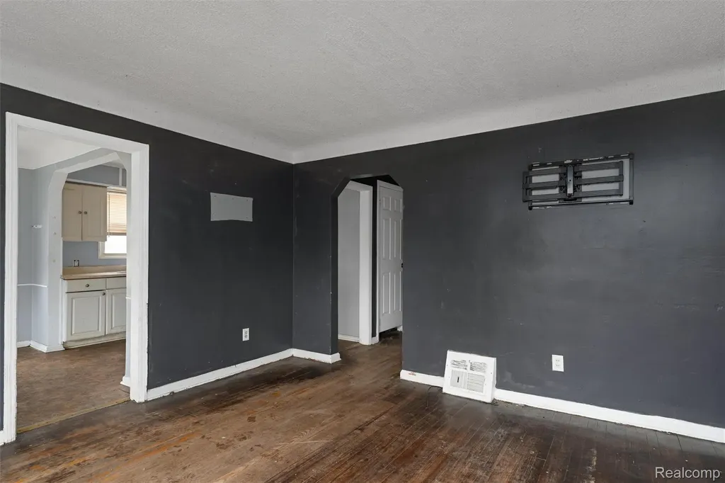 18565 Vaughan Street Detroit City MI 48219