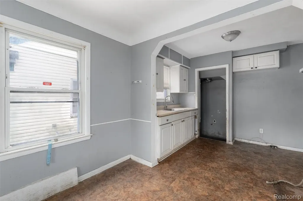 18565 Vaughan Street Detroit City MI 48219
