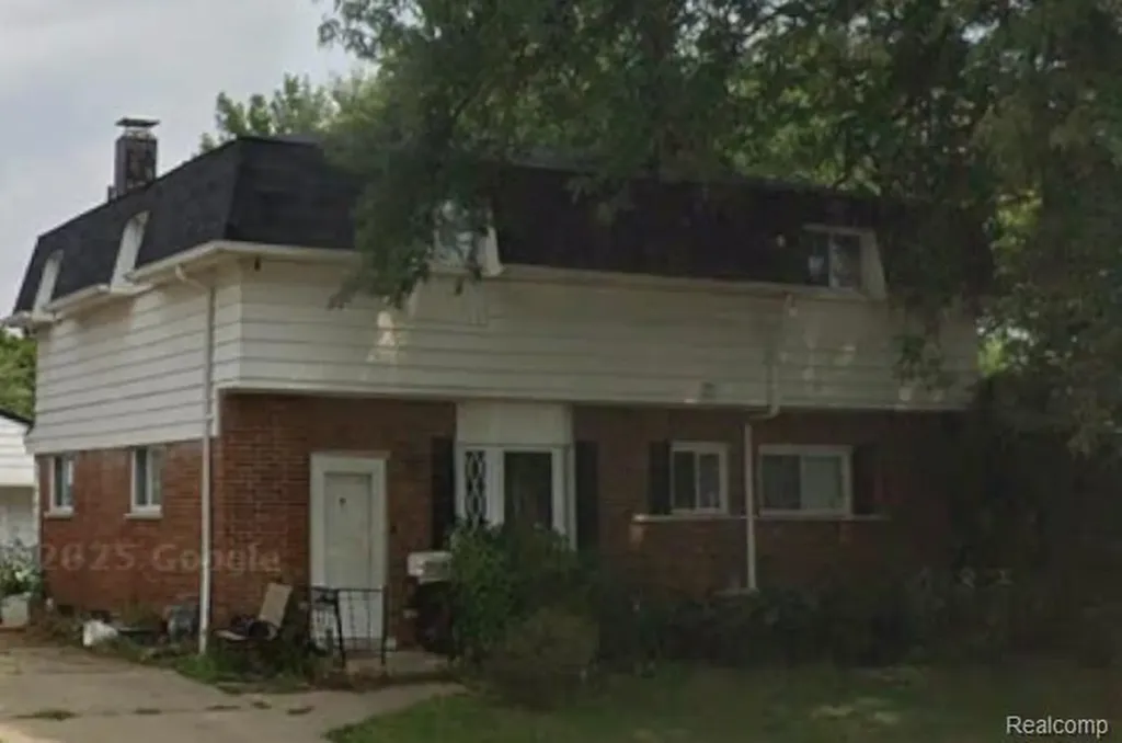 23328 Hayes Street Taylor City MI 48180