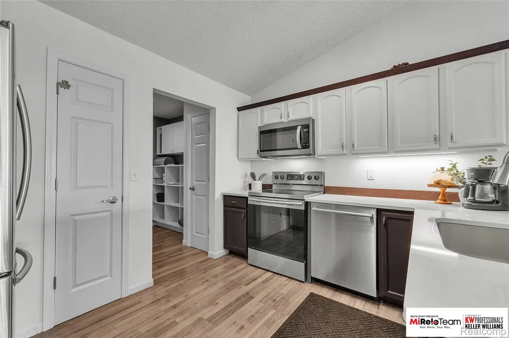 1837 Willow Creek Drive Delta Charter Township MI 48917