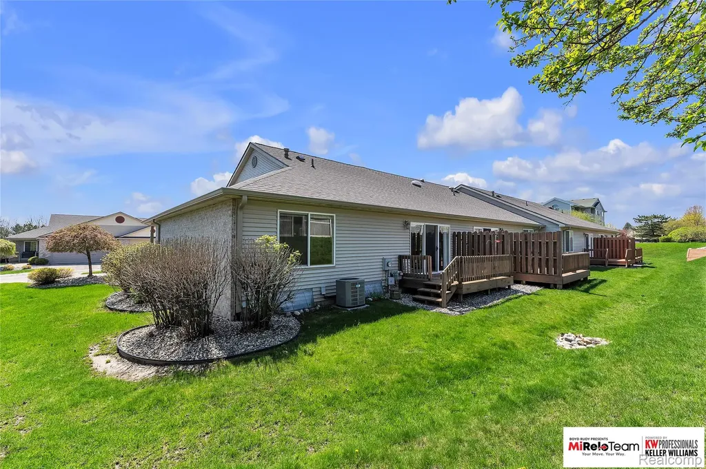 1837 Willow Creek Drive Delta Charter Township MI 48917