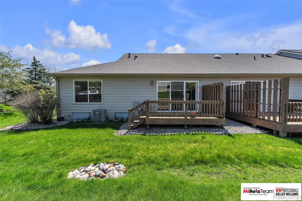 1837 Willow Creek Drive Delta Charter Township MI 48917