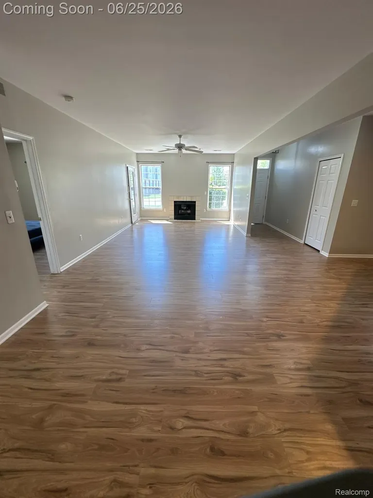 15269 Yale Drive Clinton Charter Township MI 48038