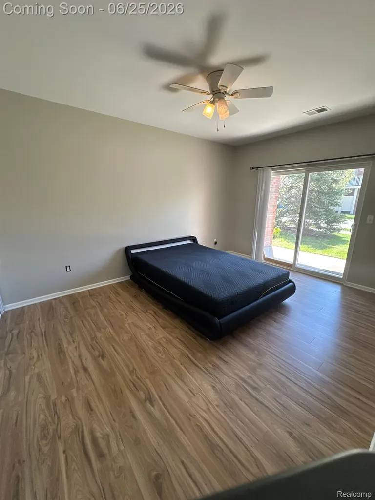 15269 Yale Drive Clinton Charter Township MI 48038
