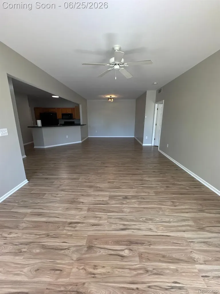 15269 Yale Drive Clinton Charter Township MI 48038