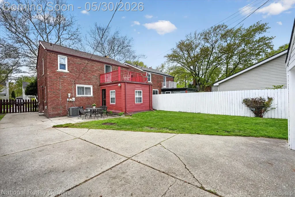 3956 Harvard Road Detroit City MI 48224