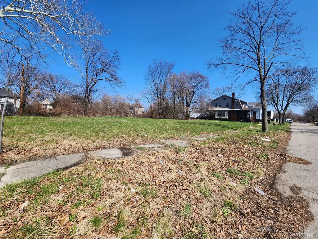 583 Leicester Court Detroit City MI 48202