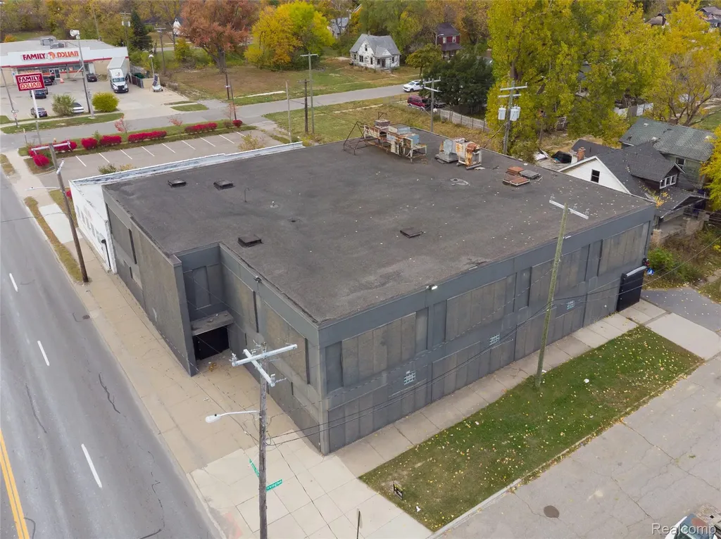 531 E 7 Mile Road Detroit City MI 48203