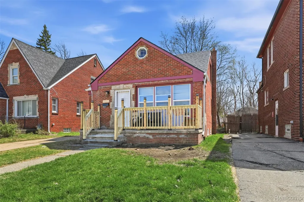7474 E Robinwood Street Detroit City MI 48234
