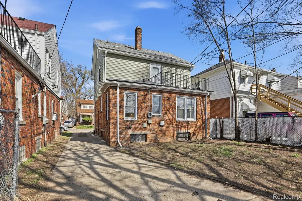 15881 Hartwell Street Detroit City MI 48227