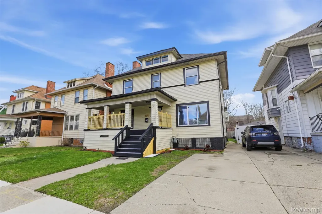 839 Webb Street Detroit City MI 48202