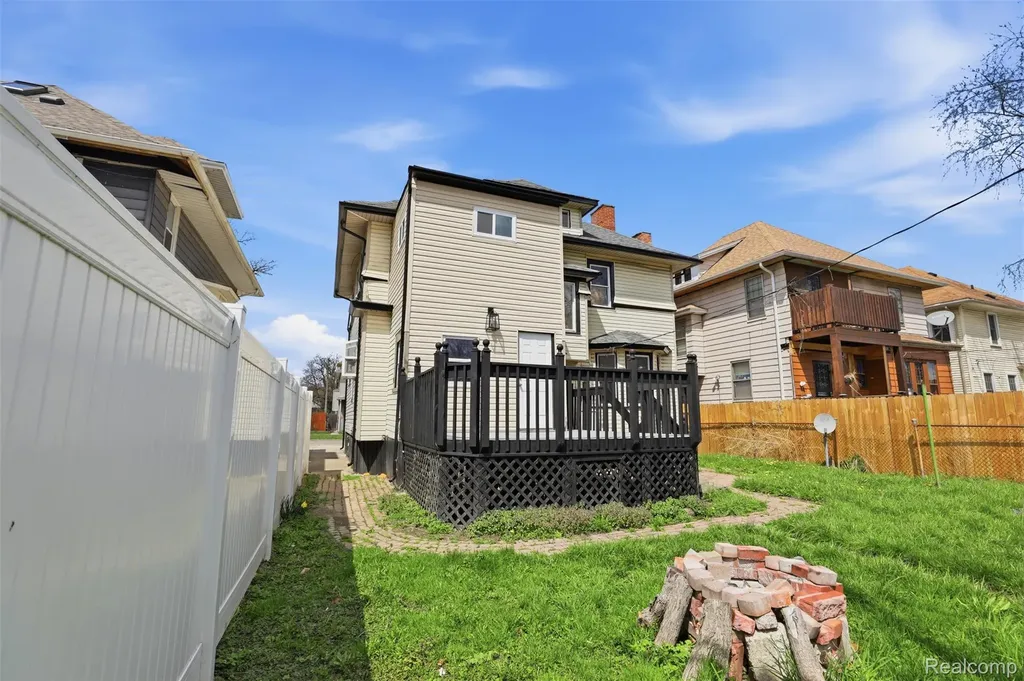 839 Webb Street Detroit City MI 48202
