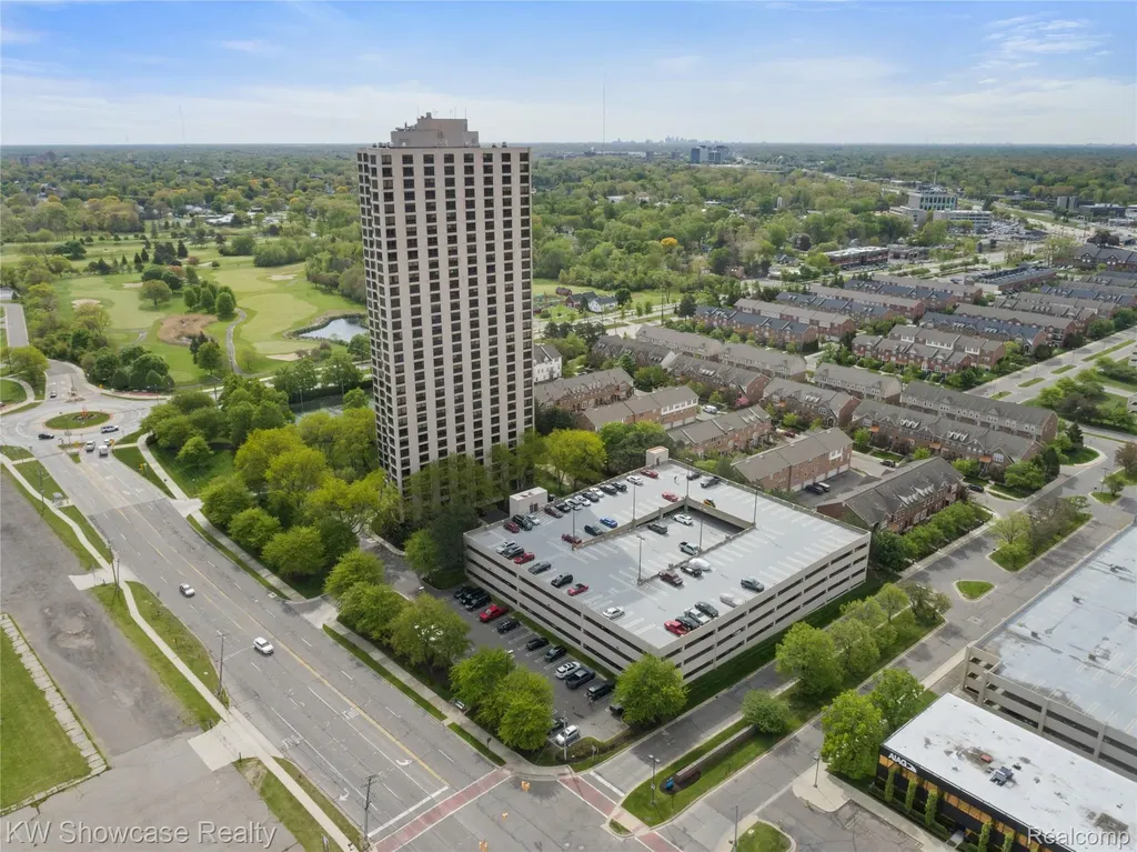5000 Town Center Southfield City MI 48075