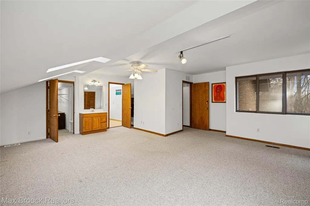 32674 Bingham Lane Bingham Farms Village MI 48025