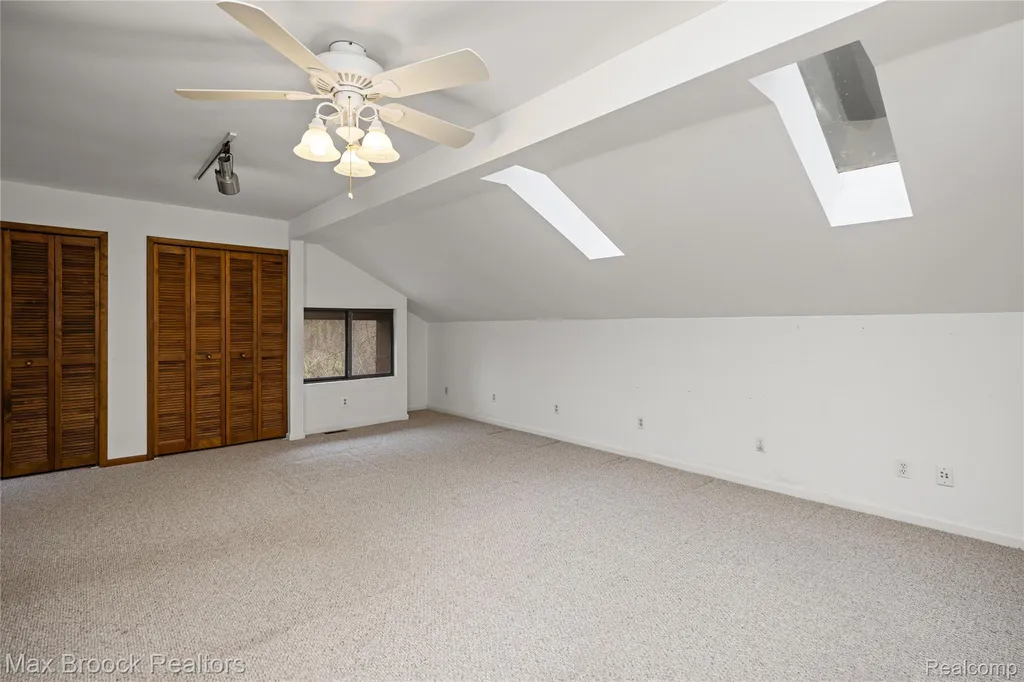 32674 Bingham Lane Bingham Farms Village MI 48025
