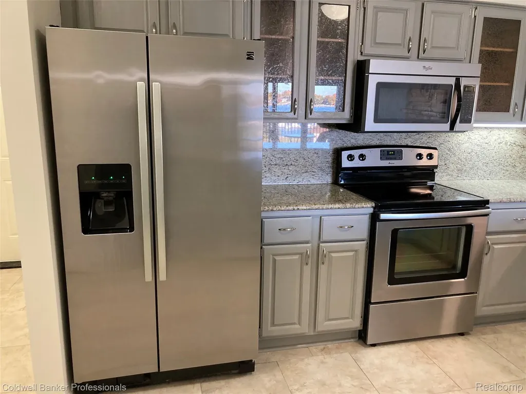 3436 Adams Shore Drive Waterford Charter Township MI 48329