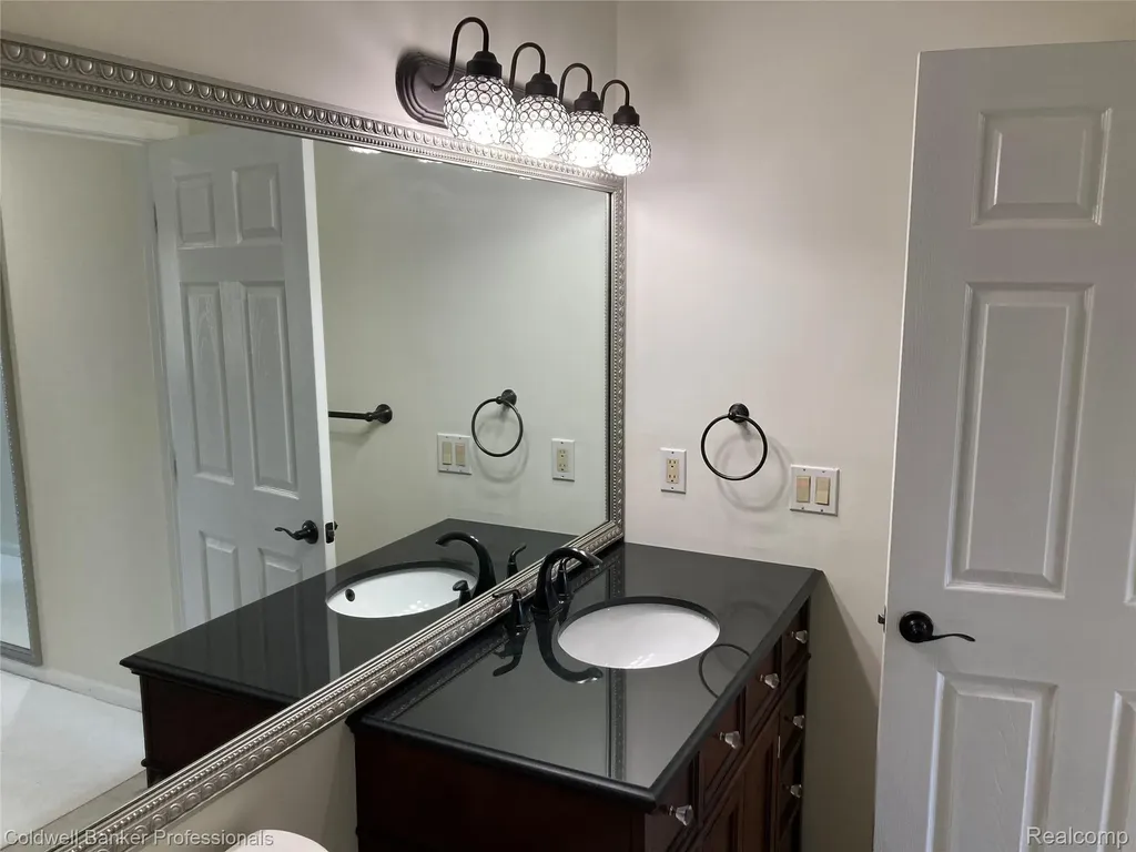 3436 Adams Shore Drive Waterford Charter Township MI 48329