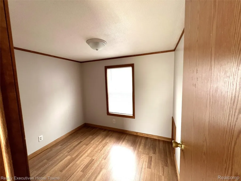 7130 Mapleview Circle Brown City City MI 48416