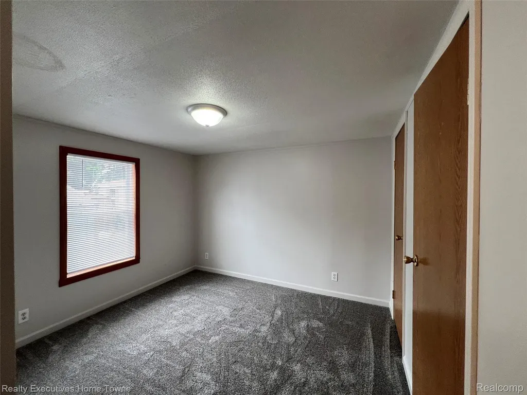 7130 Mapleview Circle Brown City City MI 48416