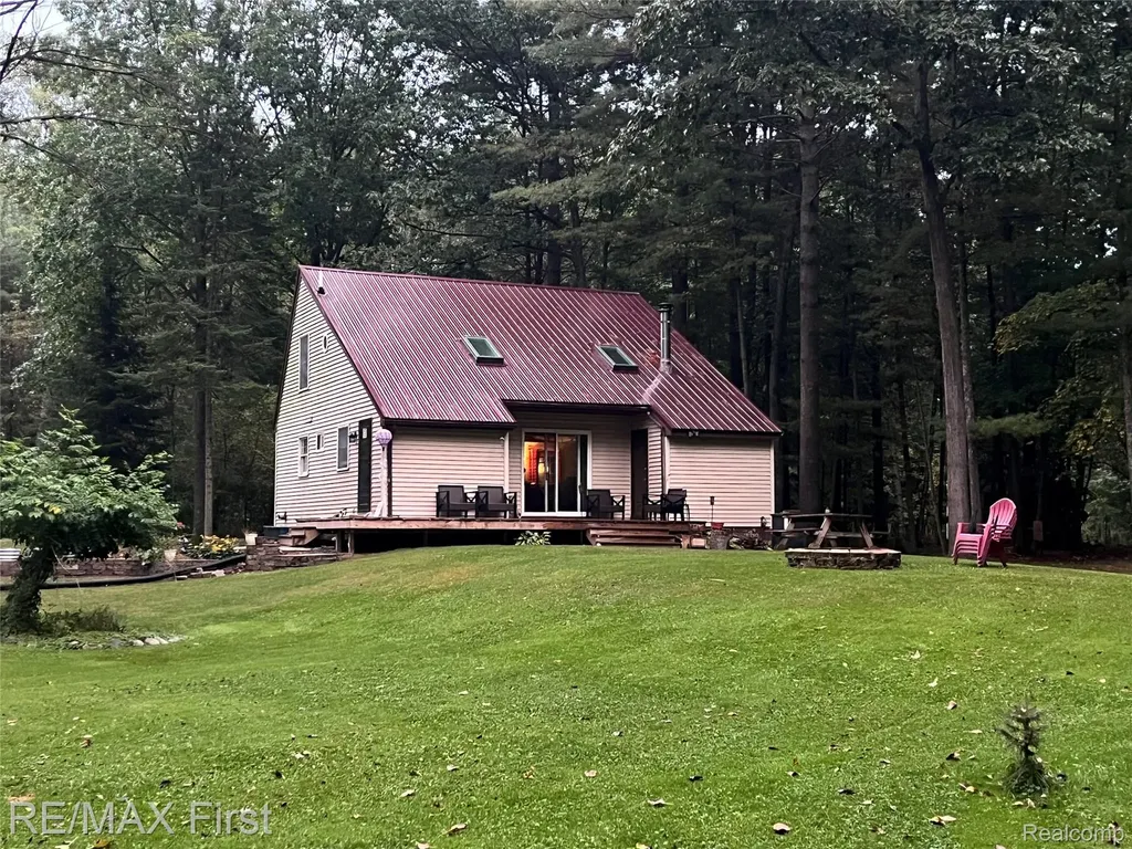 2063 Victoria Court Hill Township MI 48635