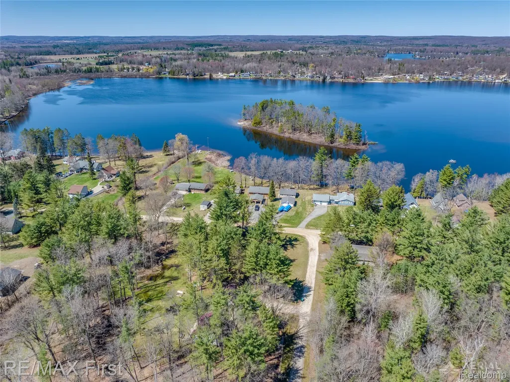 2063 Victoria Court Hill Township MI 48635