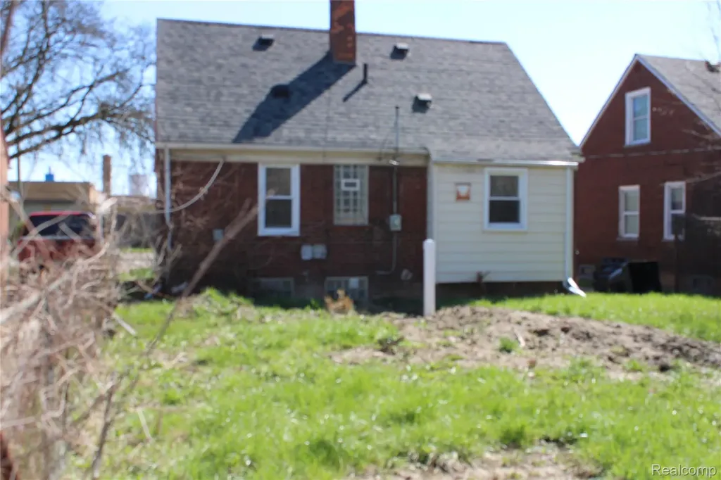 9107 Roselawn Street Detroit City MI 48204