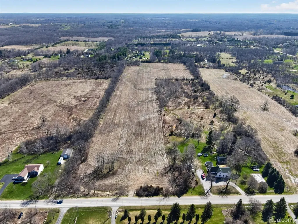 000 N Burkhart Howell Township MI 48843
