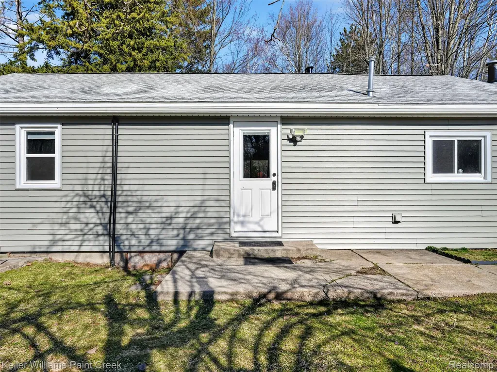 2800 Arrowhead Trail Curtis Township MI 48737