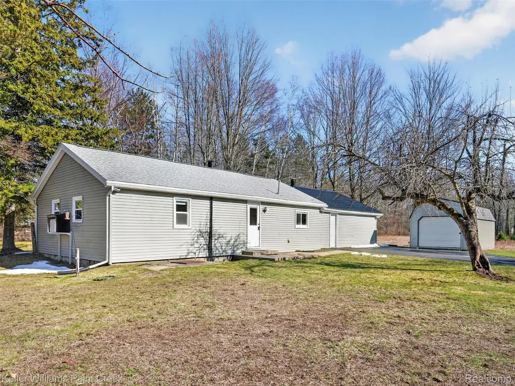 2800 Arrowhead Trail Curtis Township MI 48737