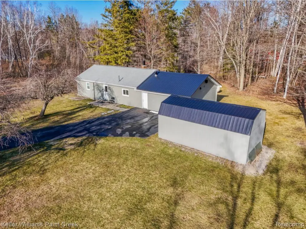 2800 Arrowhead Trail Curtis Township MI 48737