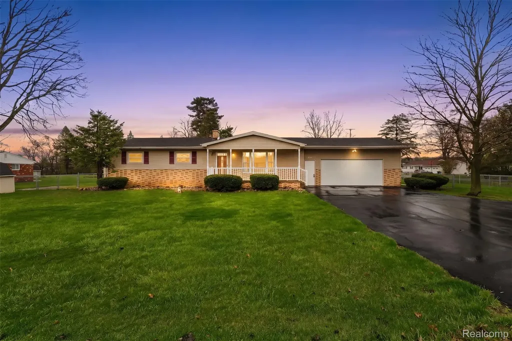 11840 Woodland Drive Venice Township MI 48449