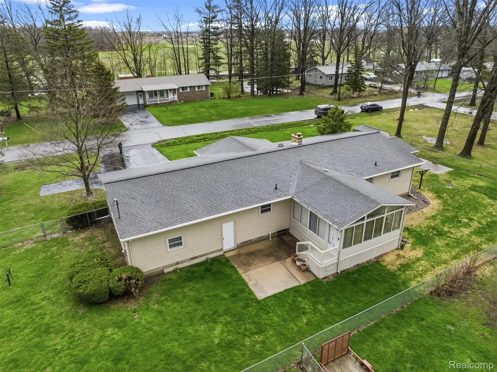 11840 Woodland Drive Venice Township MI 48449