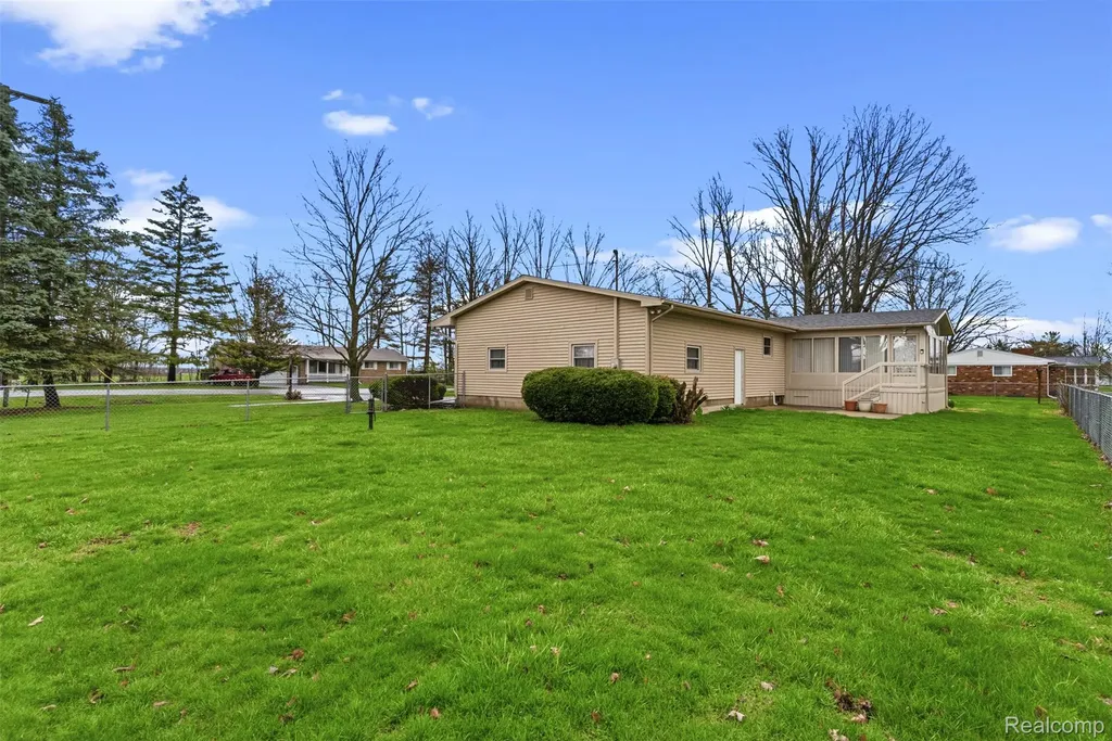 11840 Woodland Drive Venice Township MI 48449