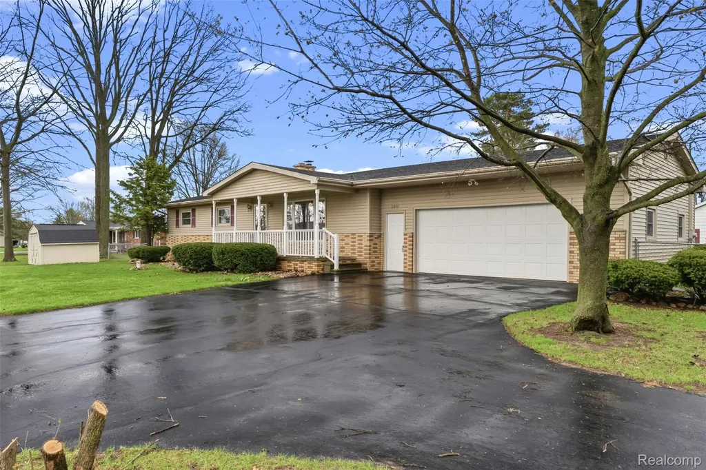11840 Woodland Drive Venice Township MI 48449
