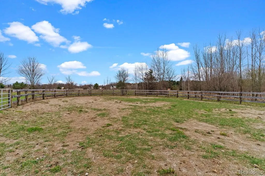 7200 E Potter Road Davison Township MI 48423