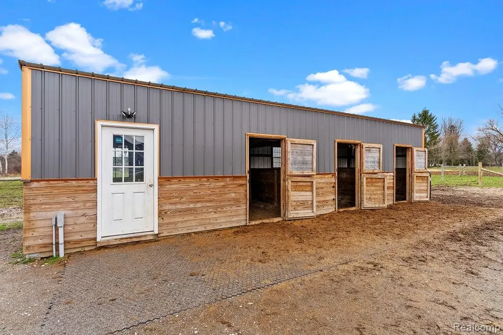 7200 E Potter Road Davison Township MI 48423