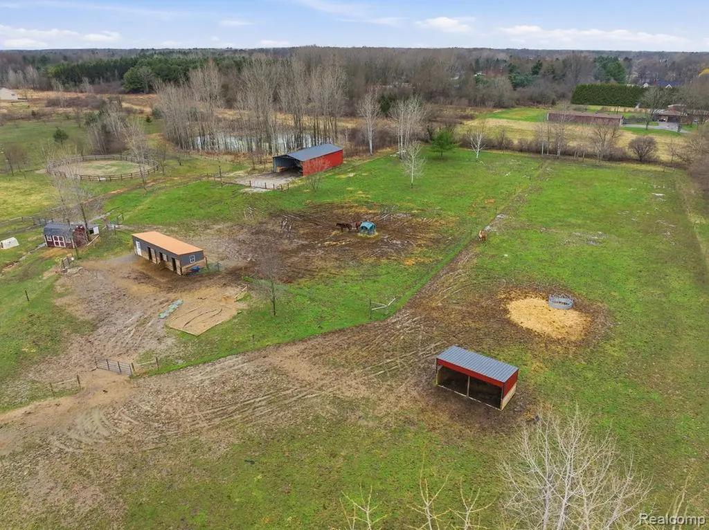 7200 E Potter Road Davison Township MI 48423