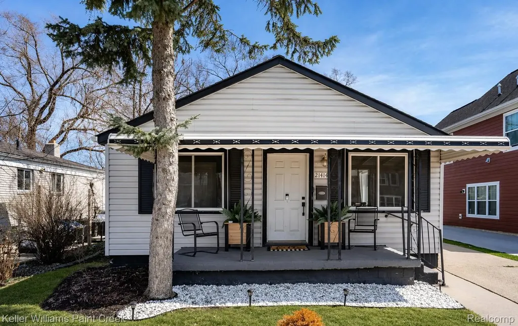 21414 Westview Avenue Royal Oak Charter Township MI 48220