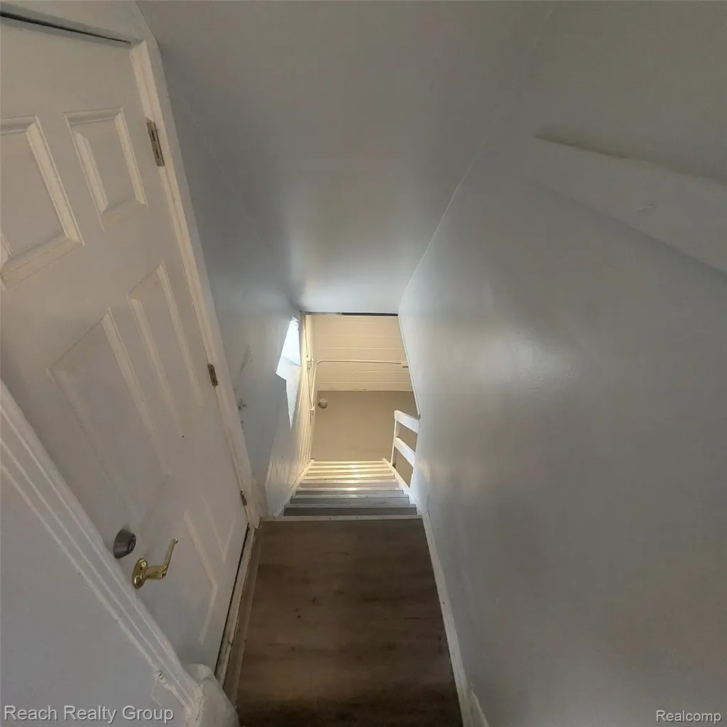 18076 Washburn Street Detroit City MI 48221